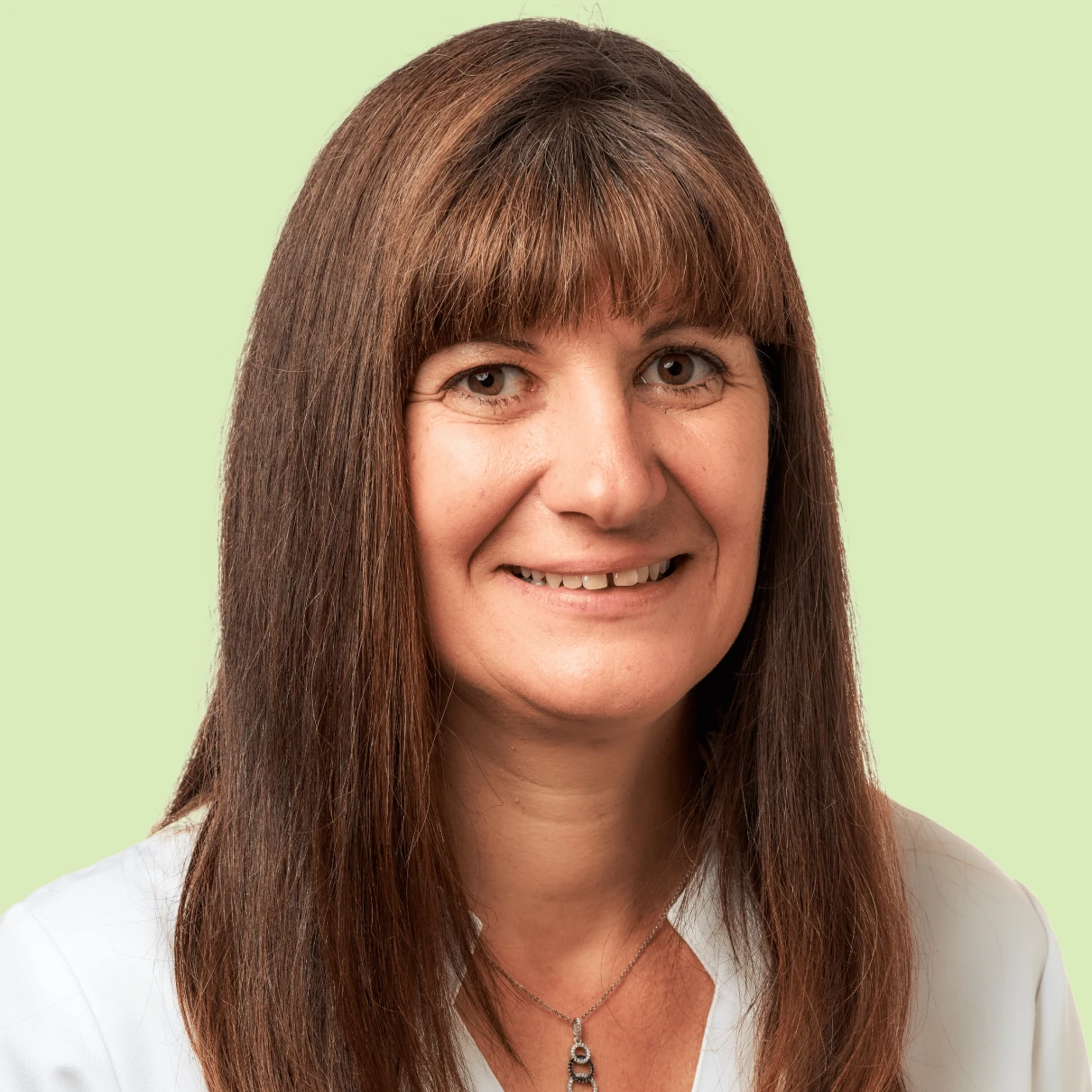 Assistante au cabinet du Dr Bajanescu