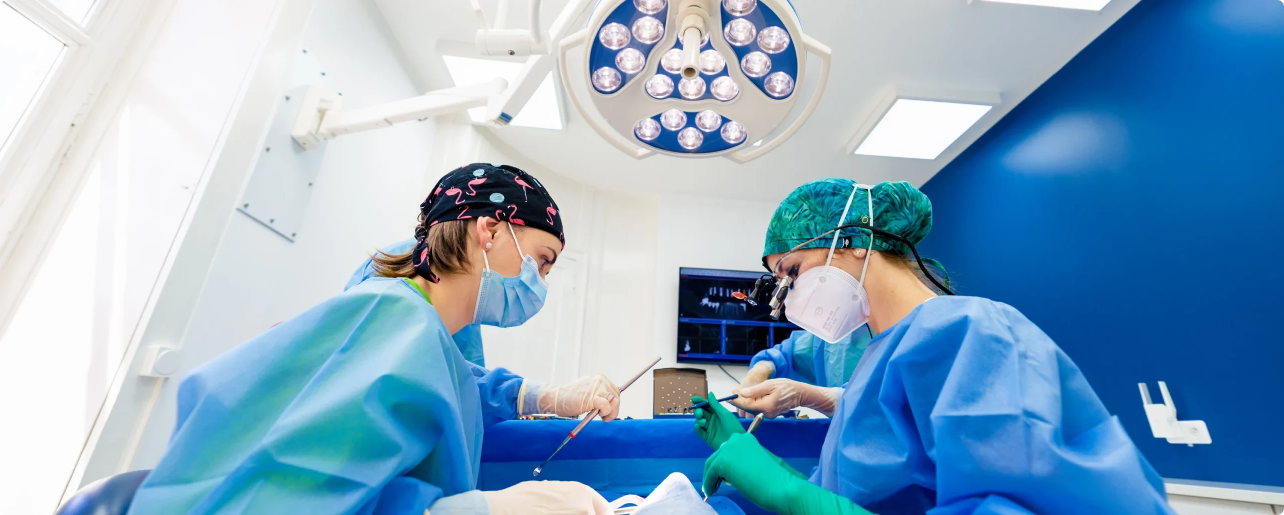 Bloc opératoire, chirurgien-dentiste, Salins les bains Bajanescu 39110